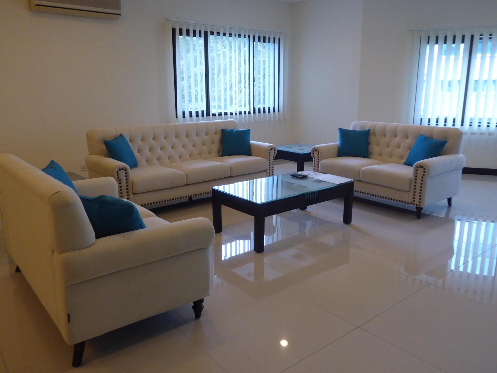 Rimbun Suites&Residences Bandar Seri Begawan Habitación foto